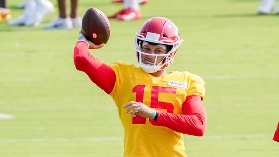 Patrick Mahomes will play first quarter in preseason opener (NFL)