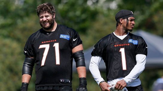 Bears sign OL Riley Reiff to 1-year deal (NFL)
