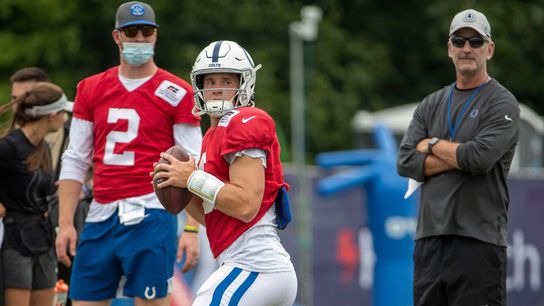 Colts OG Quenton Nelson (back) misses practice, QB Carson Wentz ready (NFL)