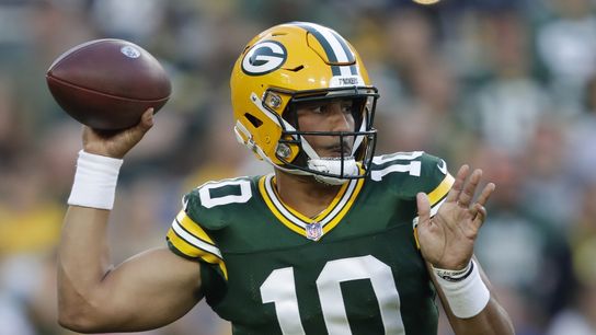 Report: Packers QB Jordan Love to have shoulder examined (NFL)