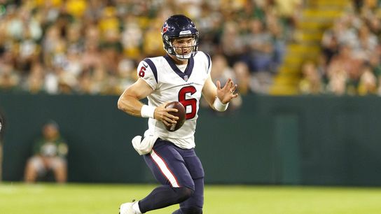 Texans sign K Joey Slye, elevate QB Jeff Driskel (NFL)