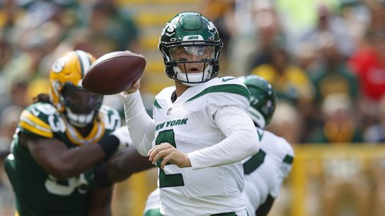 Jets, Panthers have QBs in the spotlight for opener (NFL)