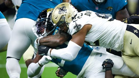 Saints DE Marcus Davenport to miss time with pec strain (NFL)
