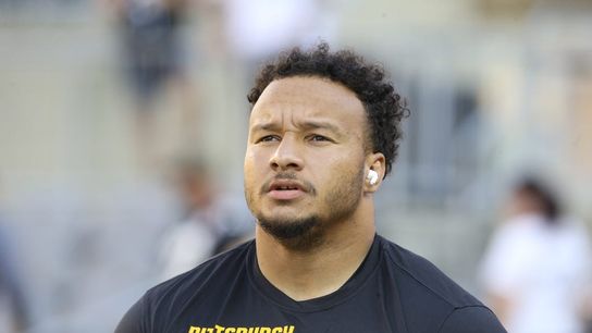 Report: Steelers trade OL Kendrick Green to Texans (NFL)