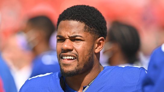 Giants WR Sterling Shepard leaves with quad ailment (NFL)