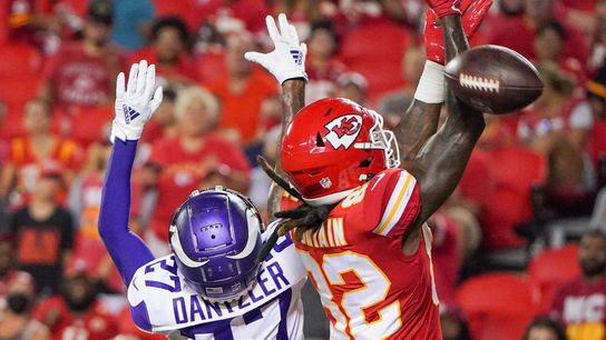 Vikings activate CB Cameron Dantzler from COVID list (NFL)
