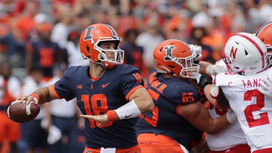 Illinois awaits word on injured QB ahead of UTSA's visit (College Football)
