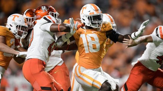 Tennessee suspends LB William Mohan after arrest (College Football)