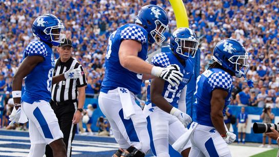 Will Levis throws 4 TD passes as Kentucky beats ULM 45-10 (College Football)