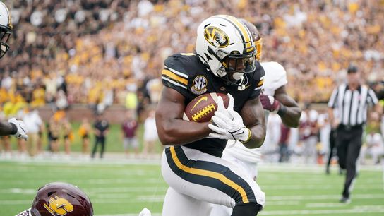 Missouri gets past Central Michigan to win season opener (College Football)