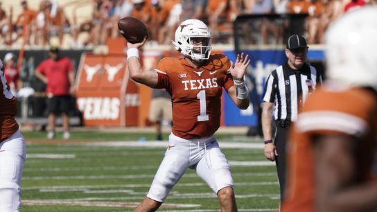 No. 15 Texas faces road test vs. former/future rival Arkansas (College Football)