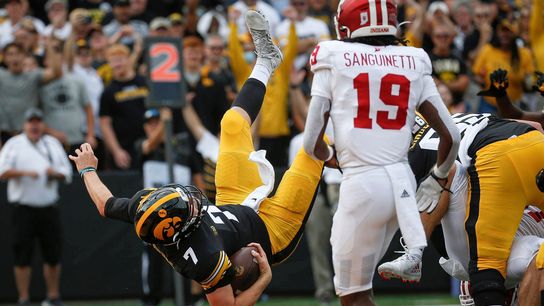Riley Moss returns two INTs for scores as No. 18 Iowa routs No. 17 Indiana (College Football)