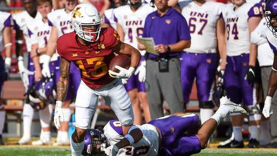 No. 7 Iowa State fends off heavy underdog UNI, 16-10 (College Football)