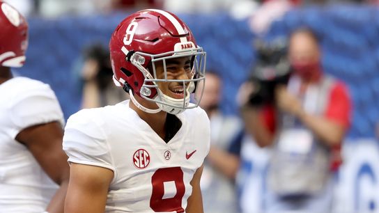No. 1 Alabama looks to extend win streak vs. Mercer (College Football)
