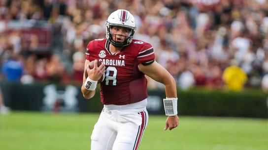 Grad assistant coach Zeb Noland leads South Carolina to win in season opener (College Football)