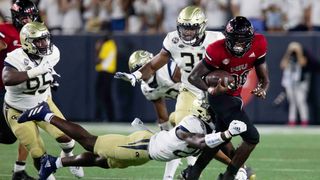 Rocky Lombardi leads Northern Illinois past Georgia Tech (College Football)