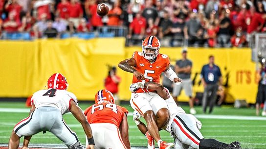 No. 5 Georgia defeats No. 3 Clemson in tight battle (College Football)