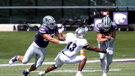 Deuce Vaughn runs for 100 yards again as K-State beat Nevada (College Football)