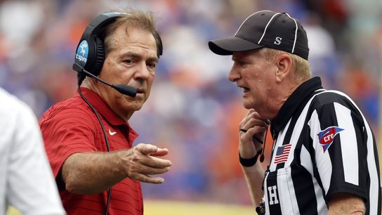 Alabama, Georgia remain atop AP poll; UCLA plummets (College Football)