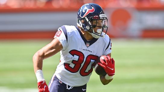 Reports: Texans cutting RB Phillip Lindsay (NFL)