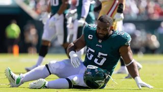 Eagles place DE Brandon Graham, G Brandon Brooks on IR (NFL)