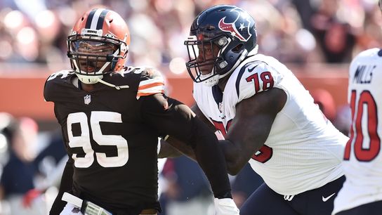 Report: Texans OT Laremy Tunsil tore thumb ligament (NFL)