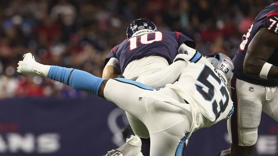 Panthers withstand Christian McCaffrey's injury to beat Texans (NFL)