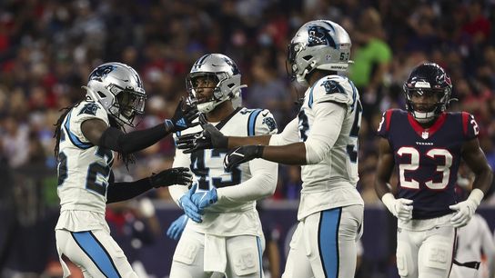 Unbeaten Panthers bring stingy defense into Dallas (NFL)