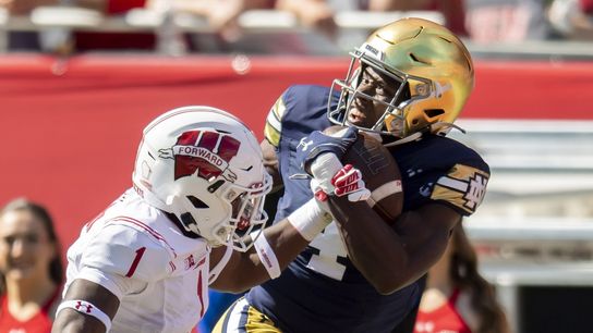 Late uprising fuels No. 12 Notre Dame past No. 18 Wisconsin (College Football)