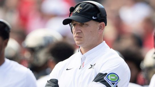 Vanderbilt, UConn look to shake off latest losses (College Football)