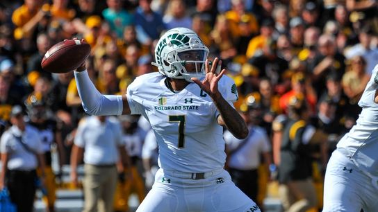 No. 5 Iowa rebounds to defeat Colorado St. (College Football)