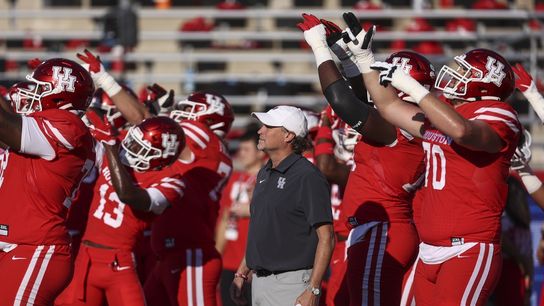 Houston, in quest of sixth straight win, meets East Carolina (College Football)