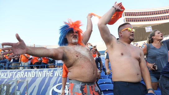 No. 24 UTSA rolls as Sincere McCormick enjoys a big night (College Football)