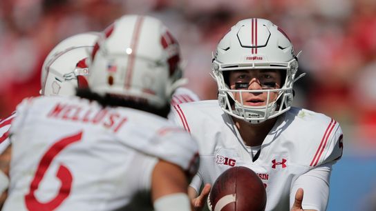 Wisconsin's defense aims to slow No. 14 Michigan (College Football)