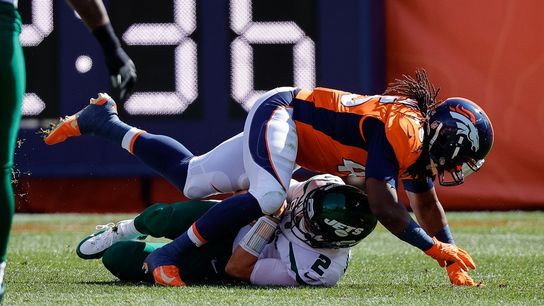 Broncos starting LB Alexander Johnson out for season (NFL)