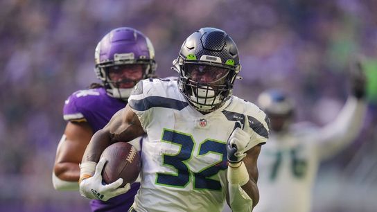 Seahawks expect RB Chris Carson (neck) back at practice (NFL)