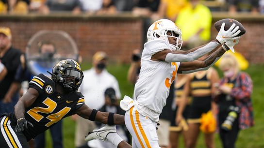Tennessee ignites offense in rout of Missouri (College Football)