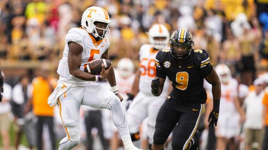 South Carolina's opportunistic defense aims to stop Tennessee (College Football)