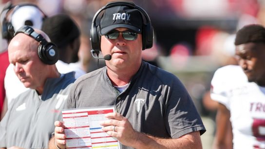 Troy fires coach Chip Lindsey after three campaigns (College Football)