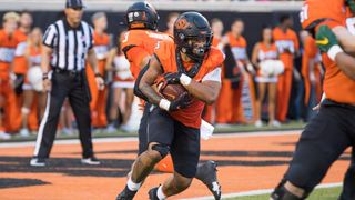 Jaylen Warren helps No. 19 Oklahoma State beat No. 21 Baylor (College Football)