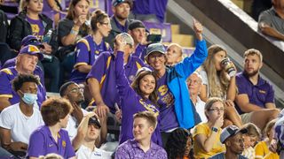 LSU drops COVID-19 mandates for fans at Tiger Stadium (College Football)