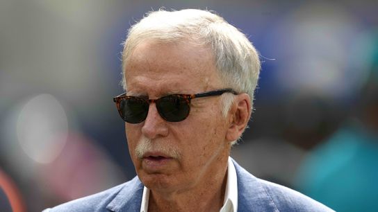 Report: NFL owners angry Stan Kroenke skipping out on legal fees (NFL)
