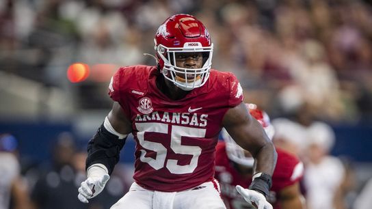 Arkansas DE Tre Williams arrested on DWI charge (College Football)