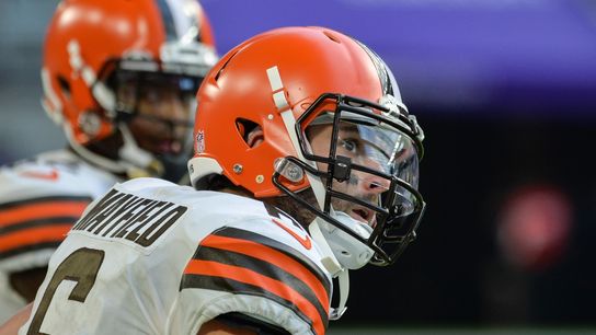 Report: Browns QB Baker Mayfield has partially torn labrum (NFL)