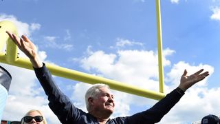 North Carolina whips Wofford without Sam Howell (College Football)
