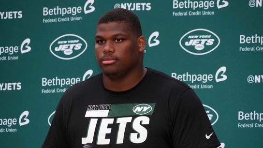 Report: Jets pick up fifth-year option on DT Quinnen Williams (NFL)