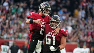 Antonio Brown, Matt Ryan reach milestones on Sunday (NFL)