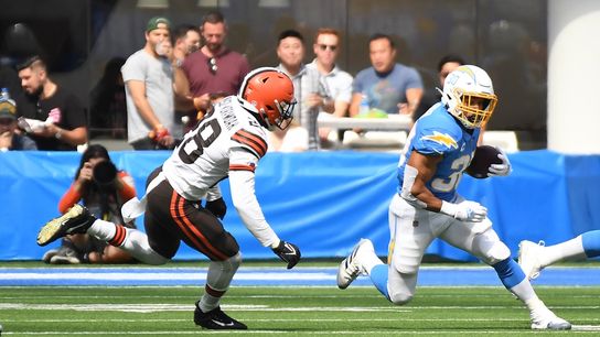 Browns LB Jeremiah Owusu-Koramoah released from hospital (NFL)