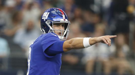 Giants QB Daniel Jones clears concussion protcol, will play against Rams (NFL)