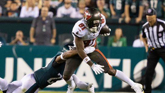 Bucs WR Antonio Brown (ankle) sits out practice (NFL)